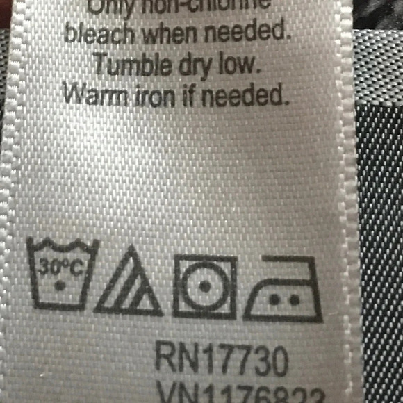 Champion jacket with hood, size XL - Picture 8 of 9